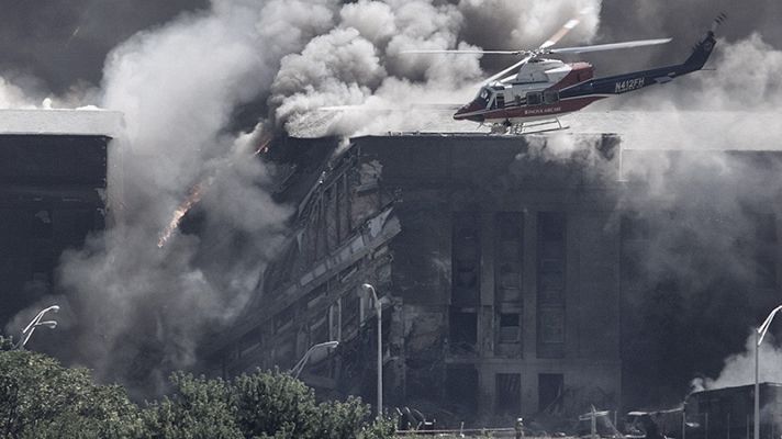 11-S: El impacto de un avión contra el Pentágono, visto desde una cámara de seguridad