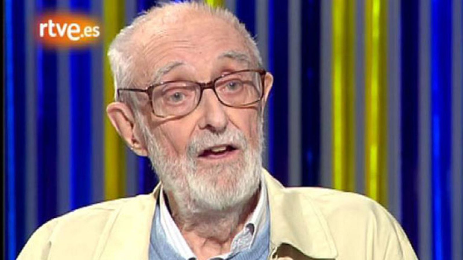 Entrevista al escritor y académico José Luis Sampedro en 'La2 Noticias' (2008) | Ver