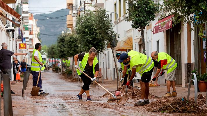 Telediario Fin de Semana - Alcanar se plantea pedir la declaración de zona catastrófica tras la DANA