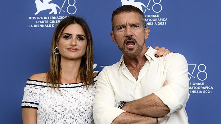 Telediario Fin de Semana - Penélope Cruz y Antonio Banderas ironizan sobre el mundo del cine en 'Competencia oficial'