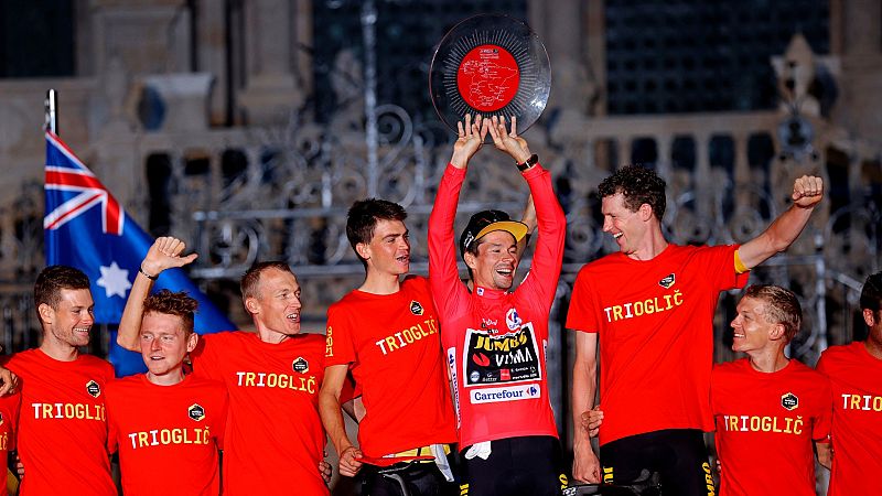 Vuelta a Espaa | Roglic gana su tercera Vuelta consecutiva en Santiago de Compostela