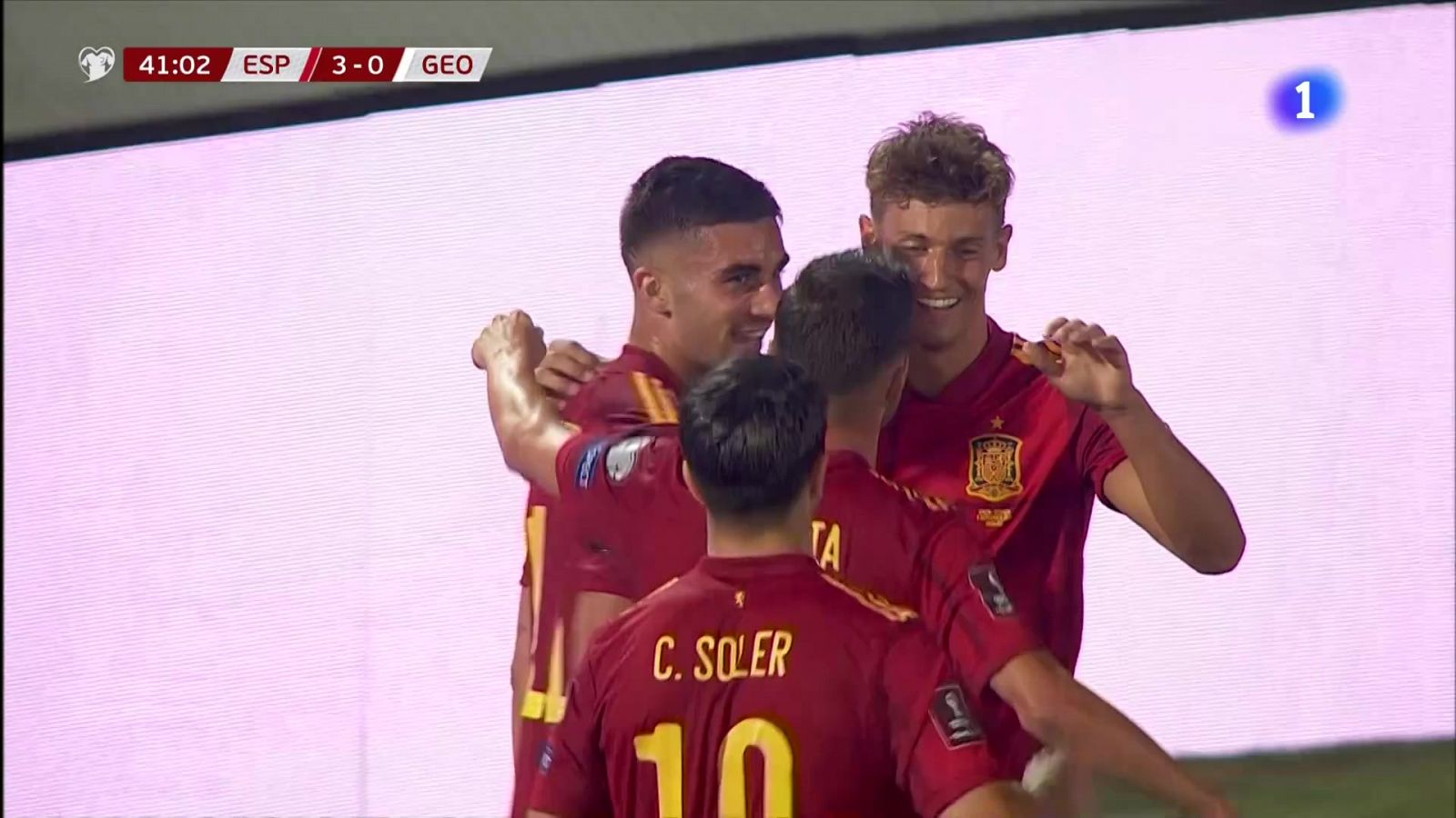 Ferràn Torres anota el tercer gol de España a Georgia