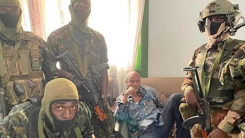 Los militares dan un golpe de Estado en Guinea-Conakri y detienen al presidente