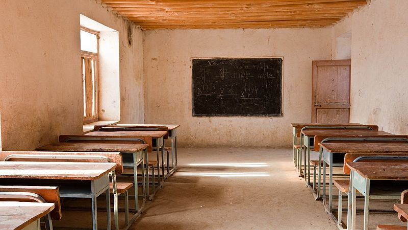La crisis de la COVID-19 podría hacer que 20 millones de niñas y adolescentes no regresen al colegio