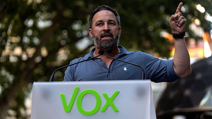 Los partidos condenan de forma unánime la última agresión homófoba pero algunos señalan a Vox