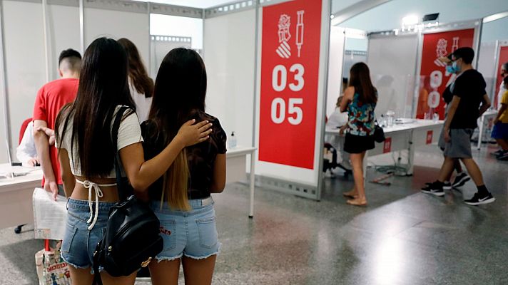 Las CCAA buscan fórmulas para atraer a no vacunados