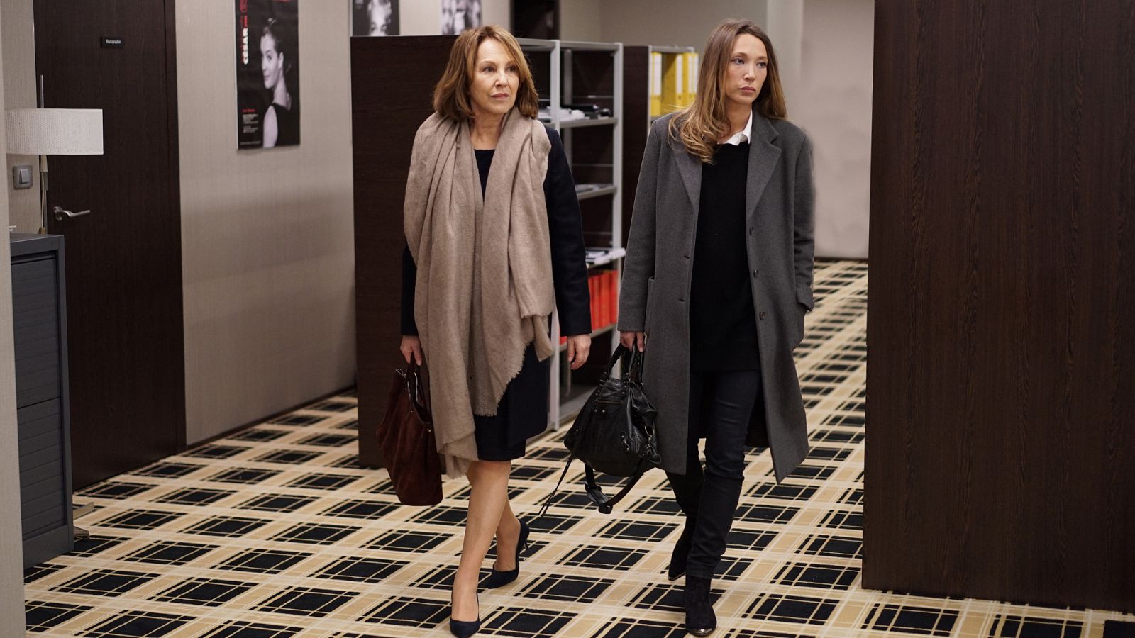 Serie Call my agent: Episodio 1x03 - Nathalie Baye y Laura Smet