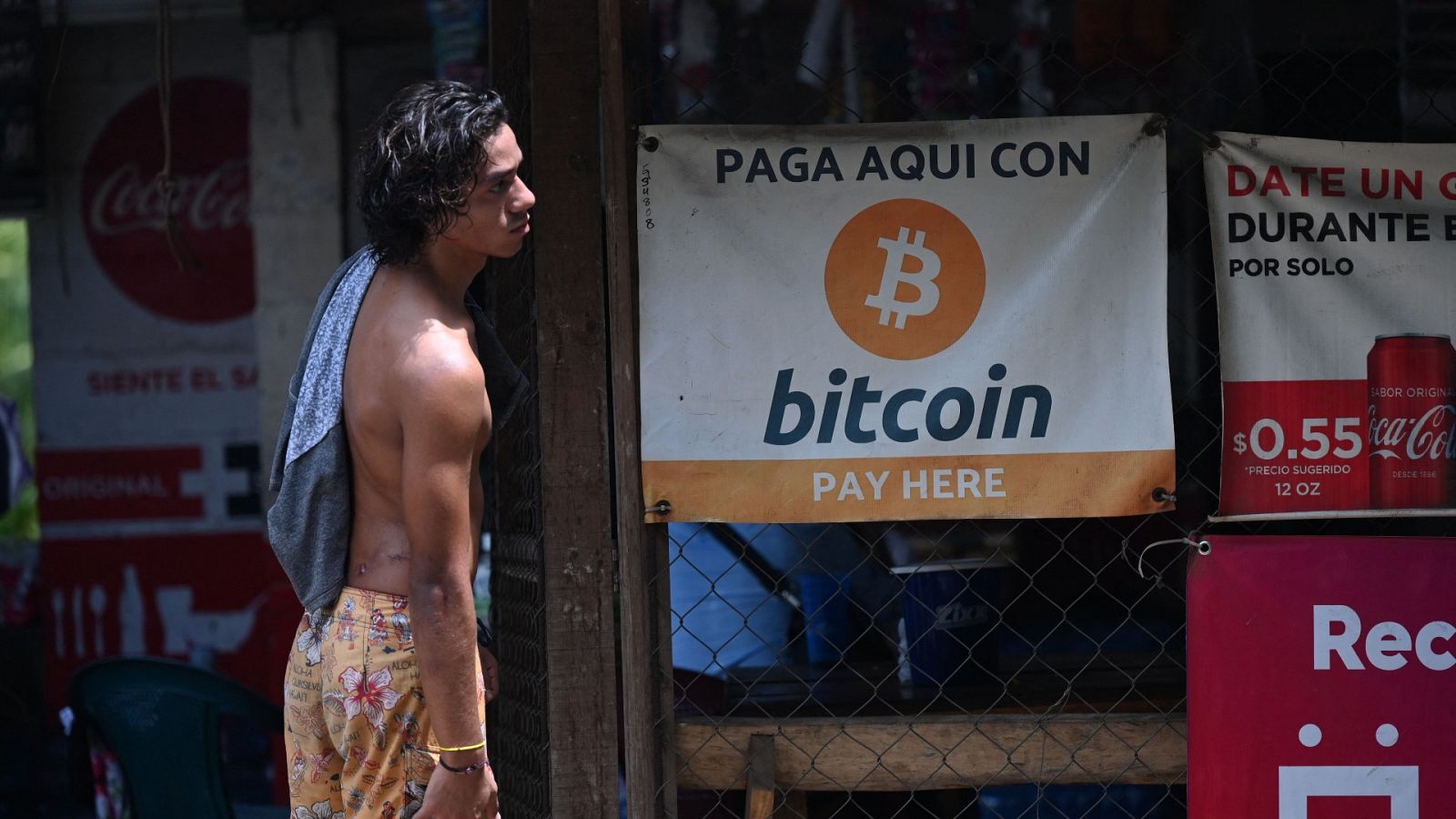El Salvador es el primer país del mundo en adoptar el bitcoin como moneda legal