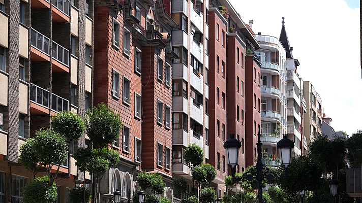 Telediario 1 - El precio de la vivienda sube un 3,3% entre abril y junio, el mayor aumento desde antes de la pandemia