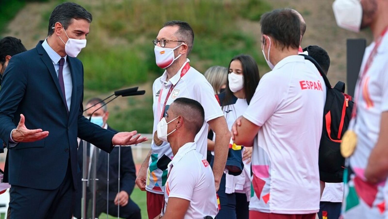 Pedro Sánchez: "Estamos enormemente orgullosos de la forma en que habéis representado a España en Tokyo 2020"