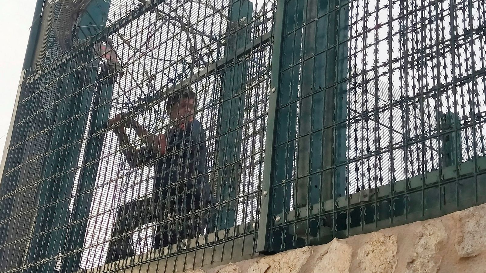 Los menores marroquíes que entraron en Ceuta en mayo comenzarán el curso escolar junto al resto de alumnos | Ver