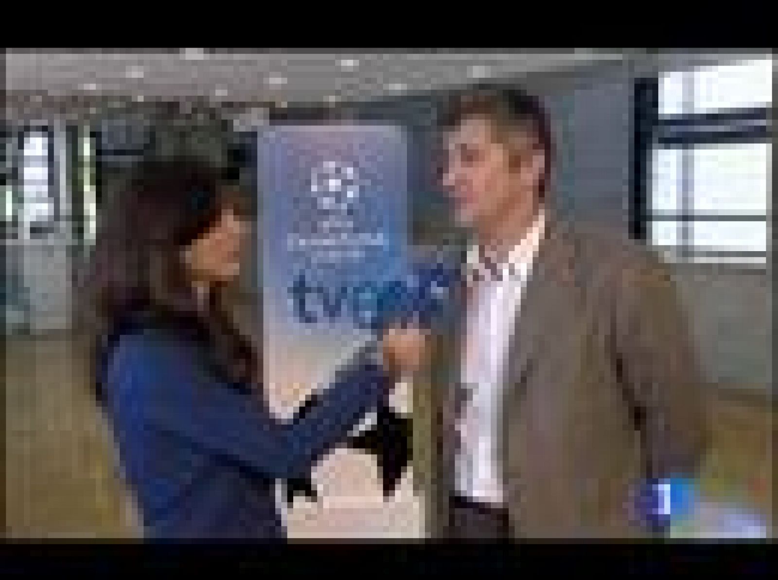 Suker: 'Espero que el Sevilla consiga los tres puntos' | Ver