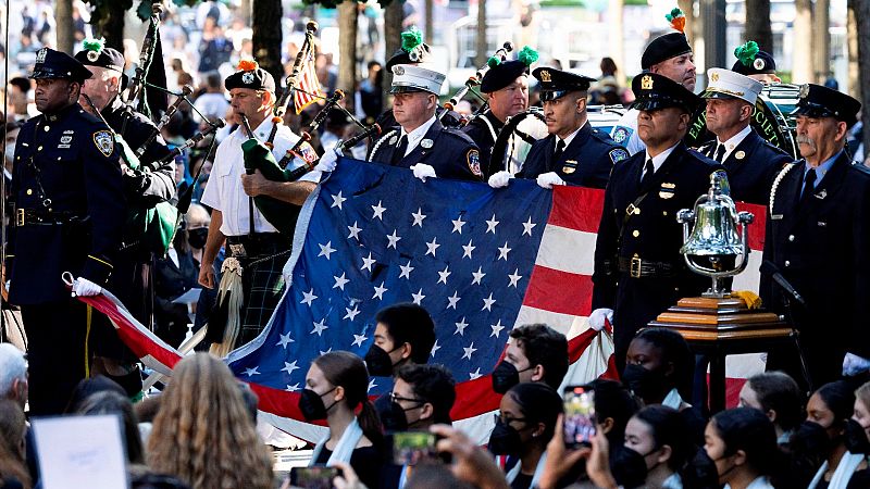 Nueva York rinde homenaje a las víctimas del 11-S veinte años después de los atentados