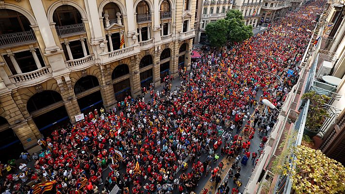 Telediario Fin de Semana - La división del independentismo se traslada a la calle en la Diada a las puertas de la mesa de diálogo