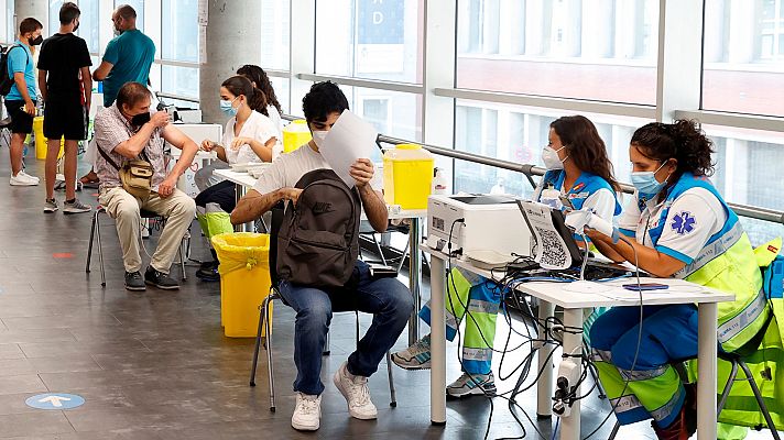 Telediario Fin de Semana - Las comunidades autónomas buscan fórmulas para vacunar a los rezagados