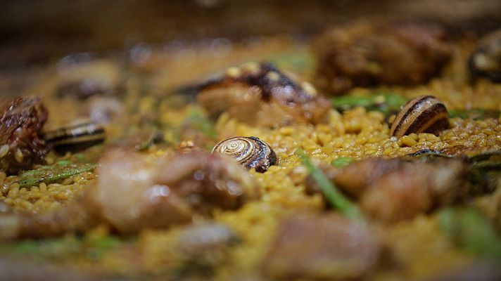 Telediario Fin de Semana - Valencia celebra el mundial de paella con cocineros de todo el mundo