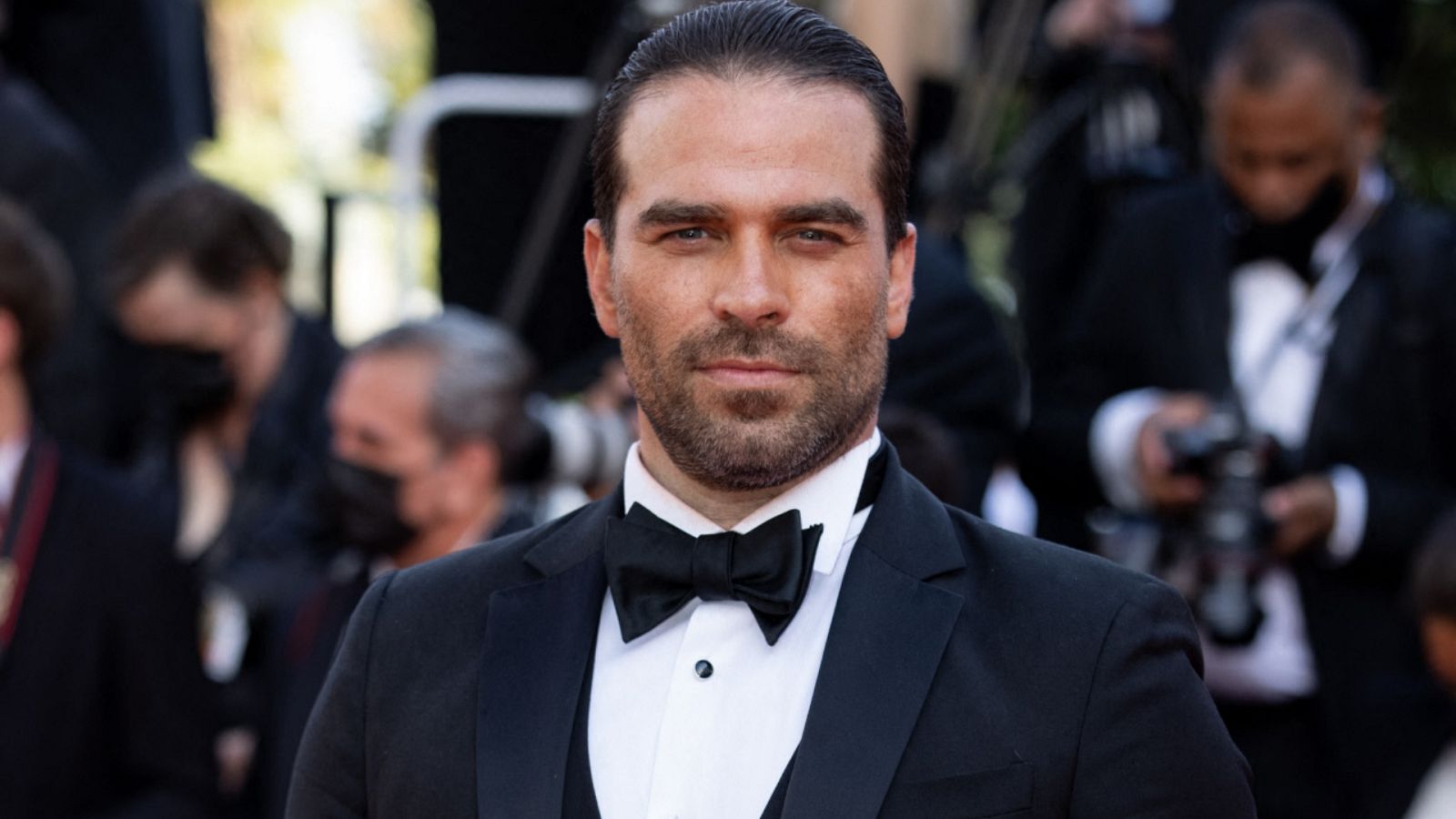 Alejandro Nones, el nuevo galán de las series de moda