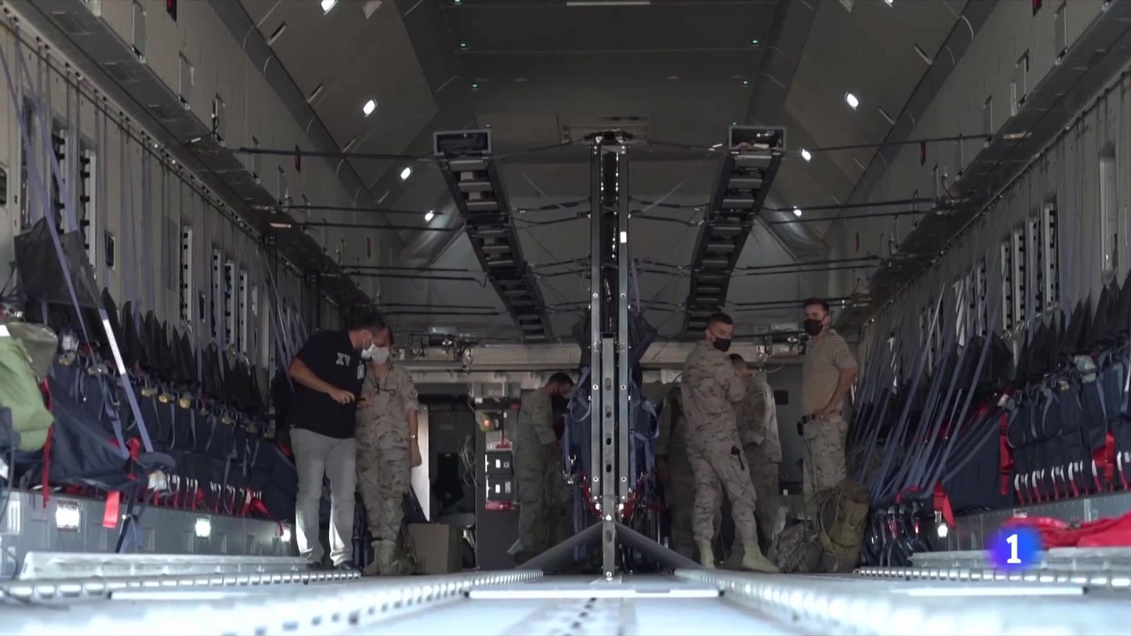 Defensa abre una nueva convocatoria para aumentar las plazas de médicos militares | Ver