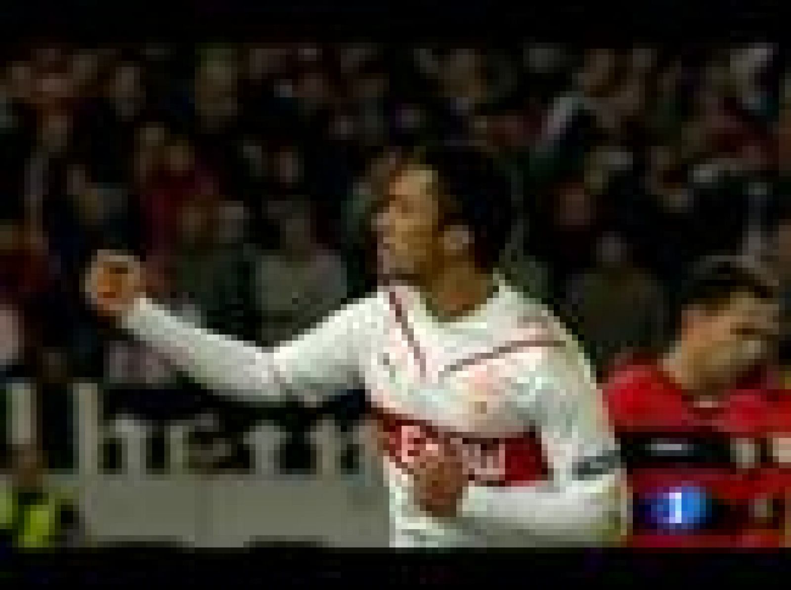 El jugador del Stuttgart, Elson, ha marcado el único tanto de su equipo en la derrota ante el Sevilla.