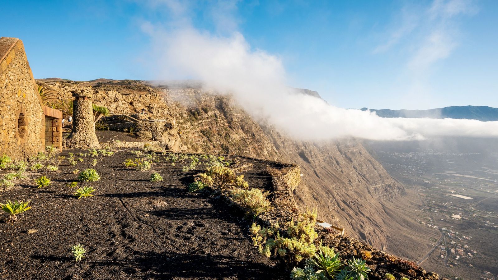 El Hierro, la isla que enamora a los amantes de las series