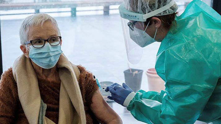 La tarde en 24h - Sanidad propone la tercera dosis para mayores en residencias