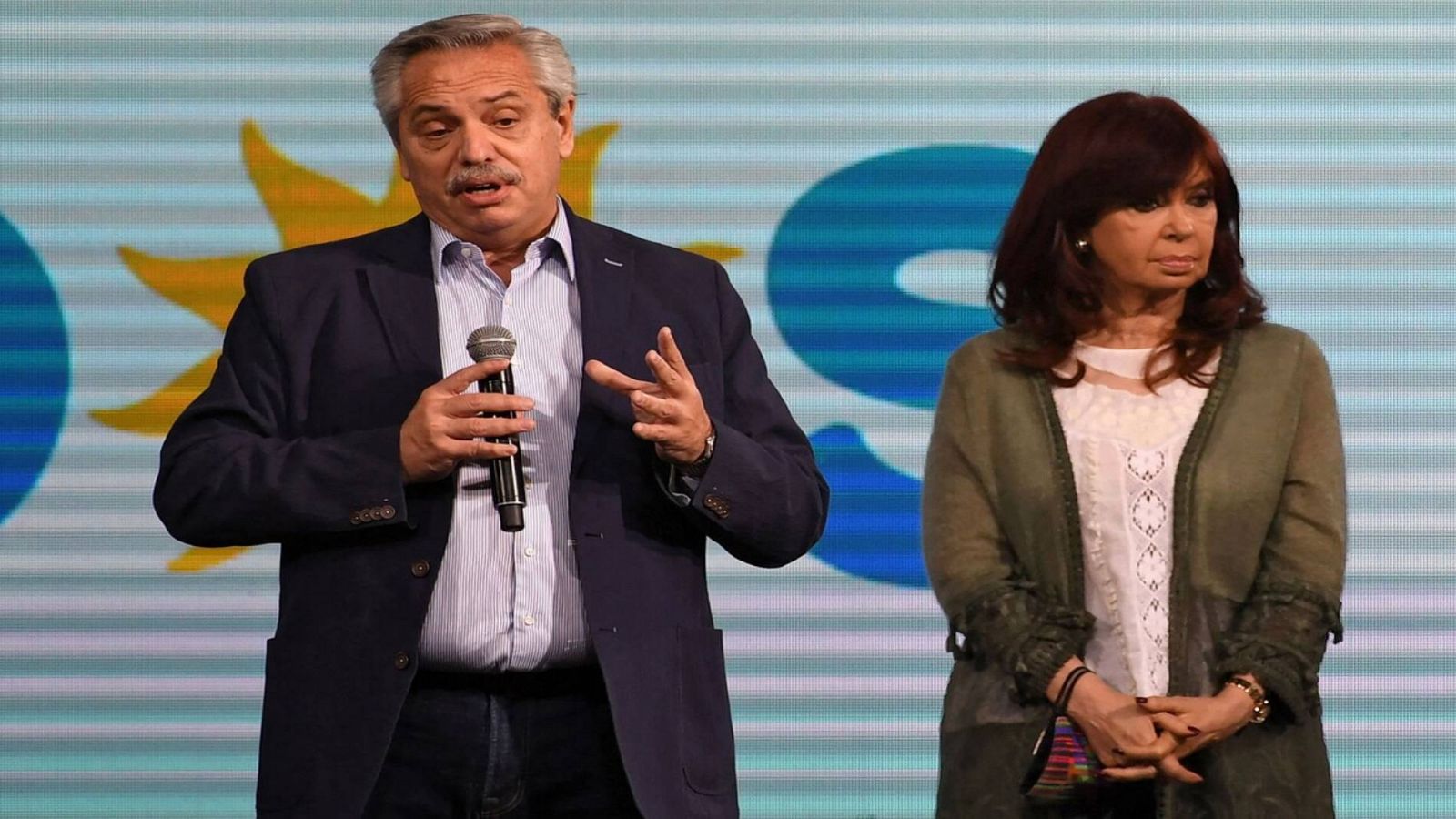 La derrota del oficialismo en Argentina desata una crisis de Gobierno con la renuncia de varios ministros - RTVE.es