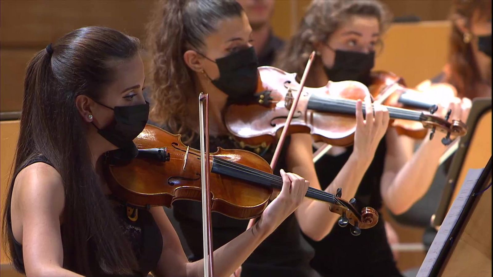 Los conciertos de La2 - Solo Música:  VI edición "Duelo romántico" (4ª parte) - ver ahora