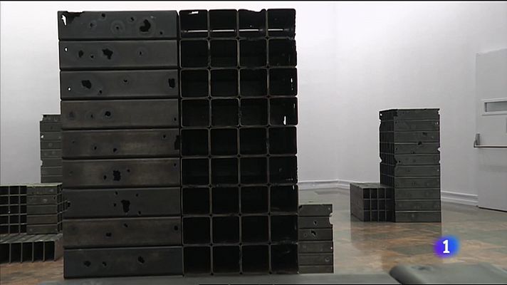  - La artista Mona Hatoum recibe el premio Julio González del IVAM