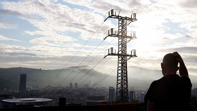 ¿Qué puede hacer la Unión Europea ante la subida de la factura de la luz?