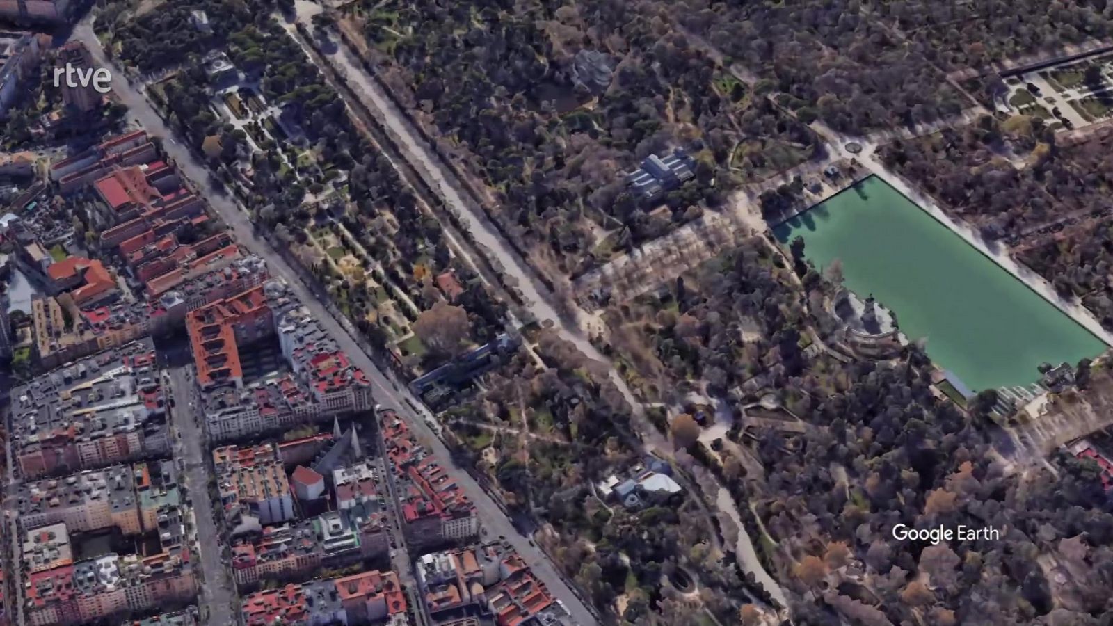 Más de 320 casetas conforman la Feria del Libro de Madrid | Ver