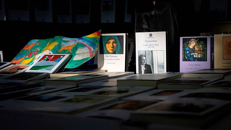 La novela, el género que más triunfa en la Feria del Libro 