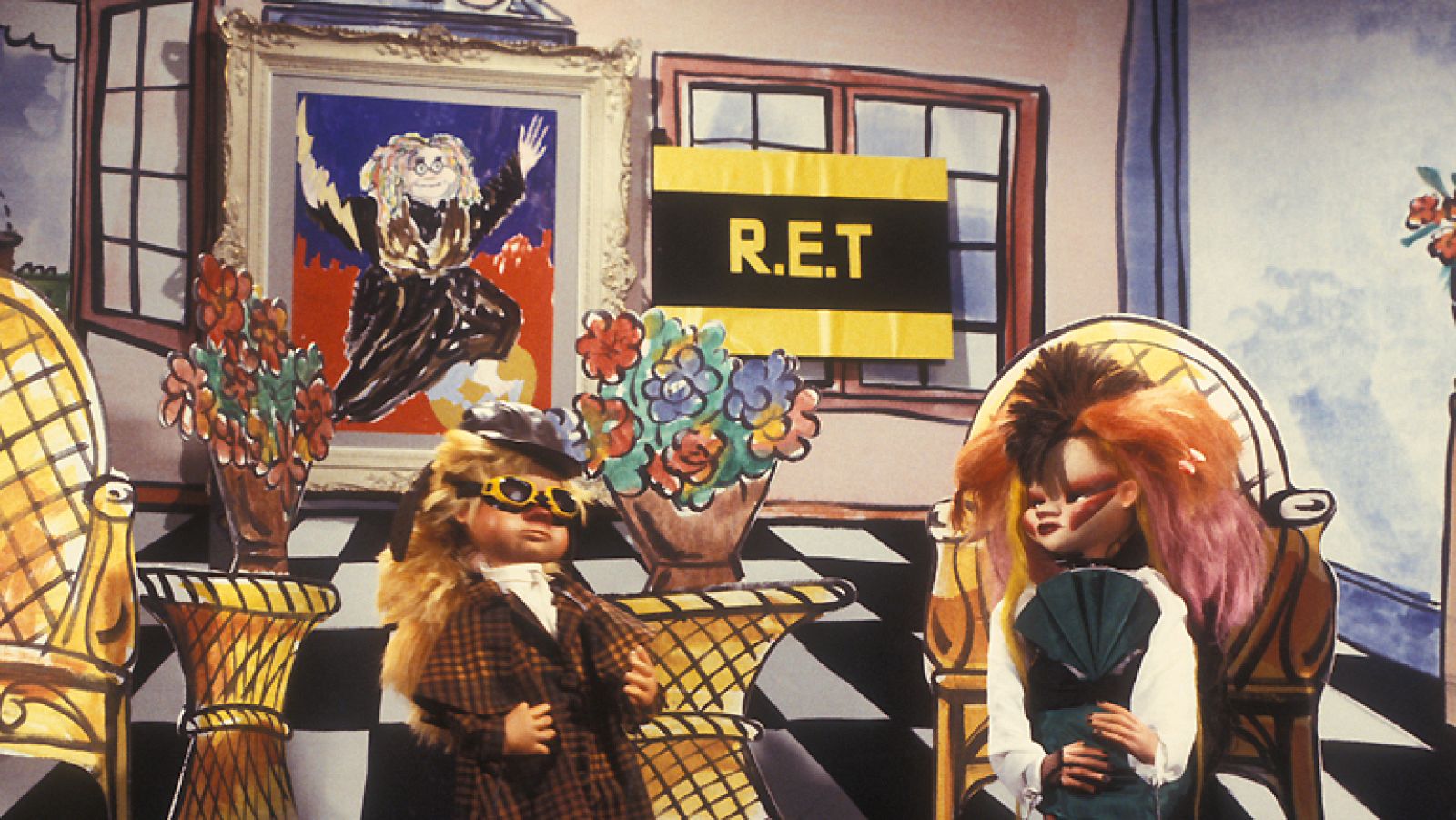 Bola de cristal - Los Electroduendes: Nosotros somos Los Electroduendes | Ver