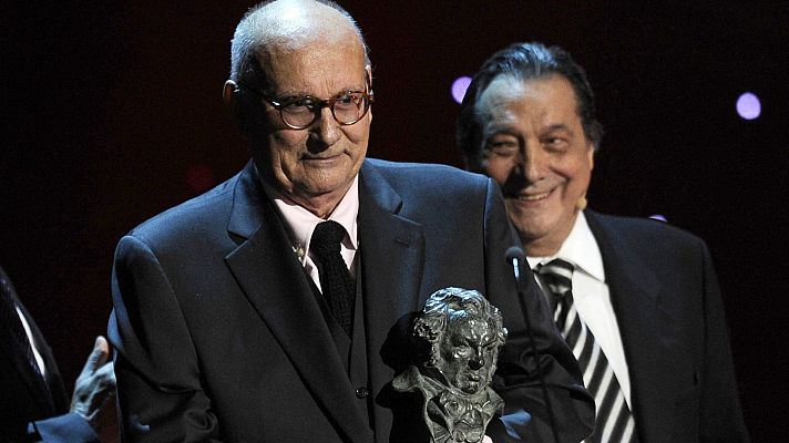 Telediario Fin de Semana - Muere Mario Camus, un maestro del cine españo