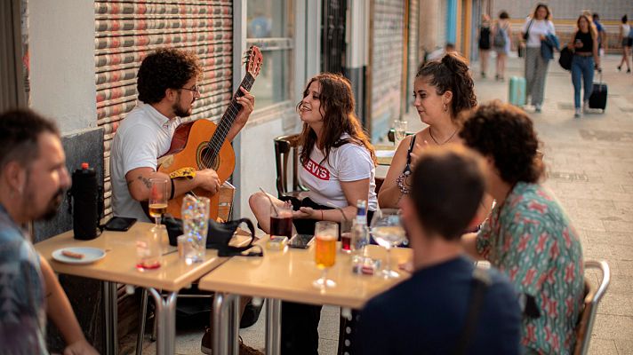 Telediario Fin de Semana - La quinta ola se debilita: los contagios caen en todas las comunidades