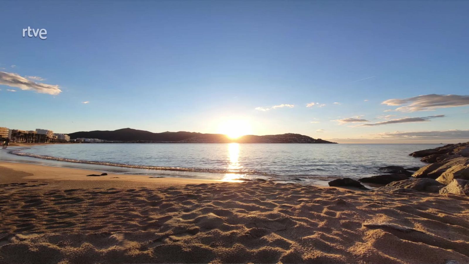 No se descarta algún chubasco localmente fuerte al principio en Baleares - ver ahora