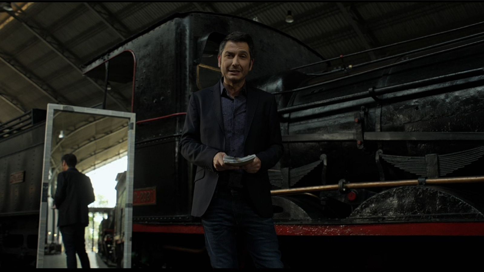 Muy pronto 'La Matemática del Espejo' con Carlos del Amor | Ver