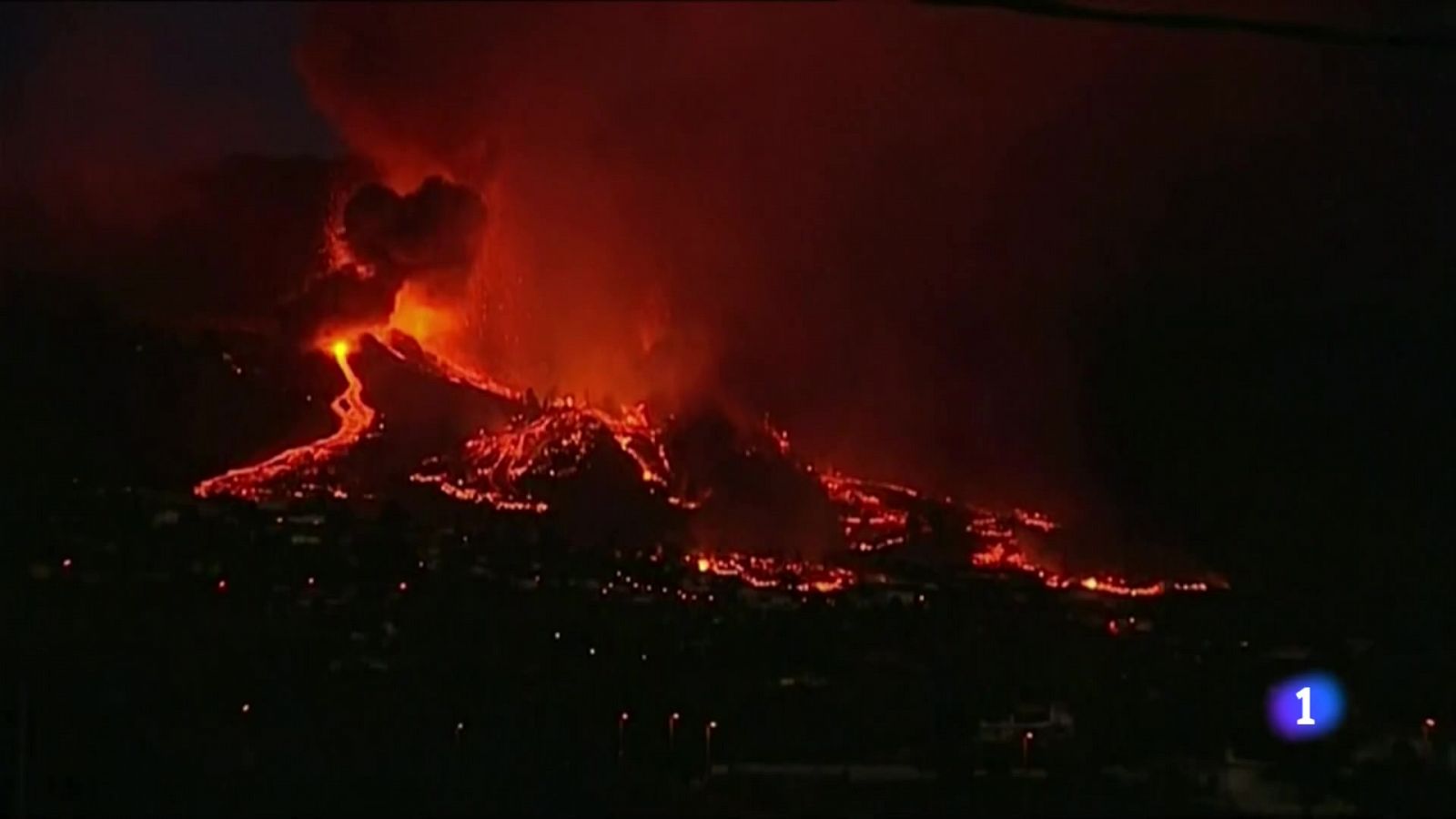 Més de 5.000 persones evacuades de tres municipis de La Palma 