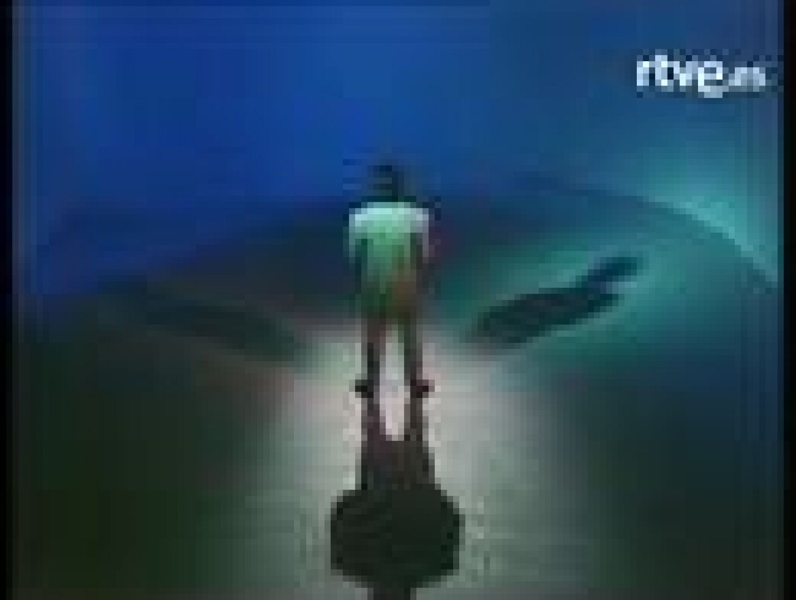 La bola de cristal: Javier Gurruchaga 'Garras humanas' | RTVE Play