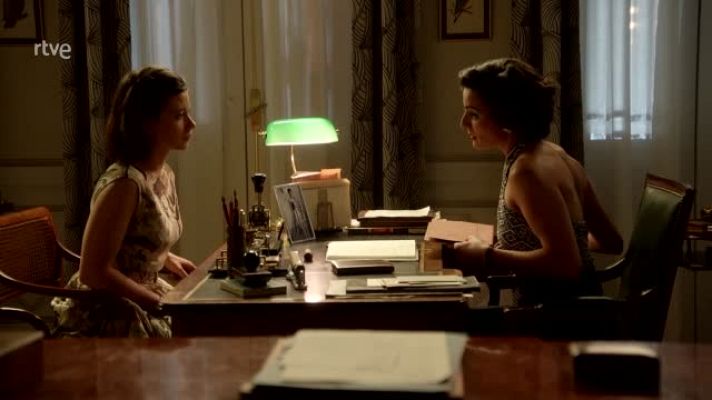 Dos vidas - Dos Vidas: Patricia entrega a Carmen fotos incriminatorias contra Ventura