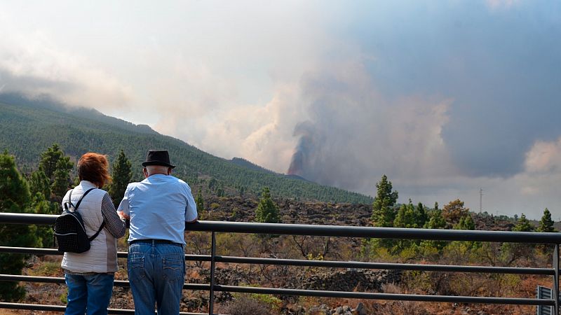 Un equipo de psicólogos atiende a los afectados por el volcán: "Hay gente en estado de 'shock', con ansiedad y miedo"