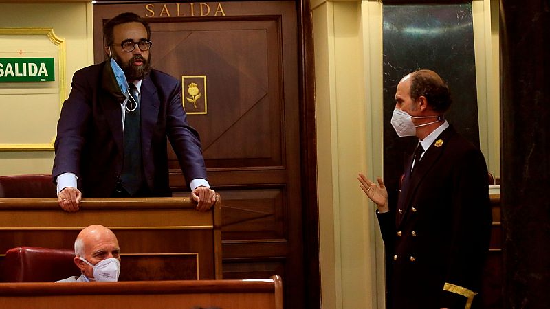 Bronca en el Congreso: un diputado de Vox llama "bruja" a otra que defendía penalizar el acoso en clínicas abortivas