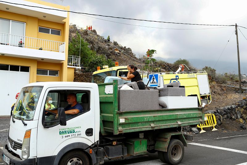 La erupción del volcán Cumbre Vieja arrasa cientos de viviendas | Ver