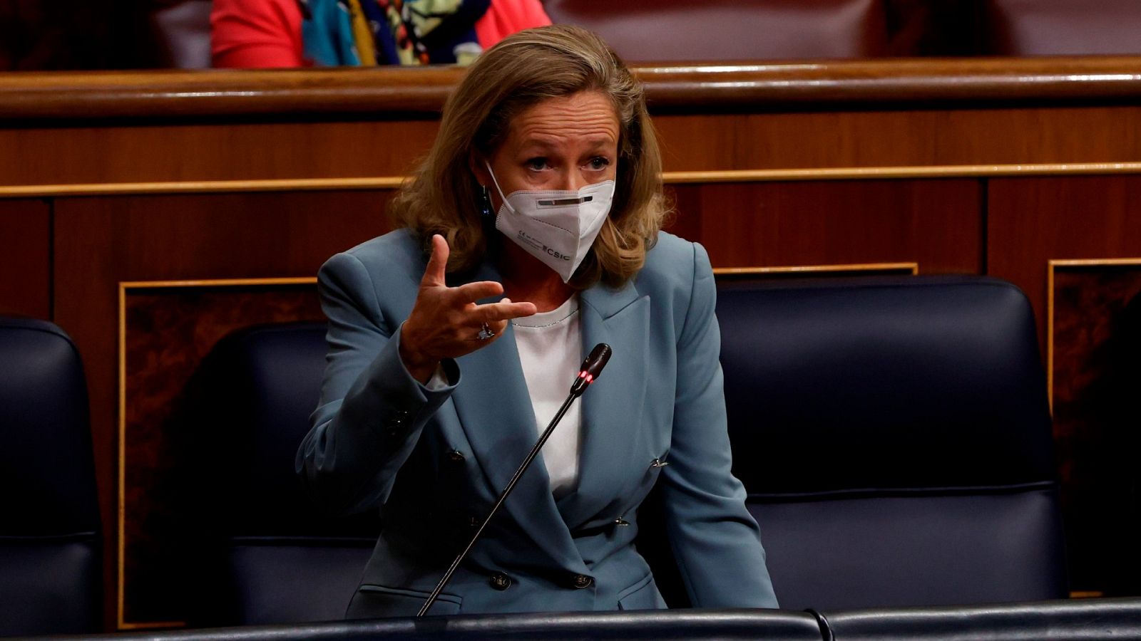 Calviño acusa al PP de oponerse a las medidas para la energía