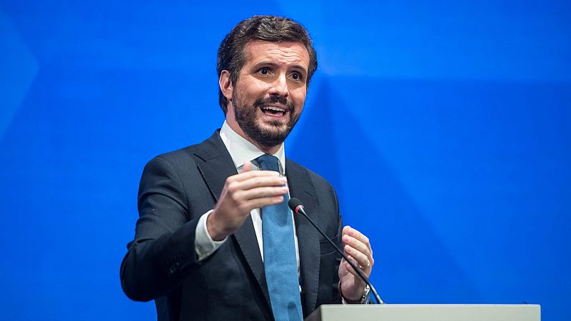 Casado ofrece desde La Palma su apoyo al Gobierno para "remar en la misma dirección" y que las ayudas "lleguen cuanto antes"