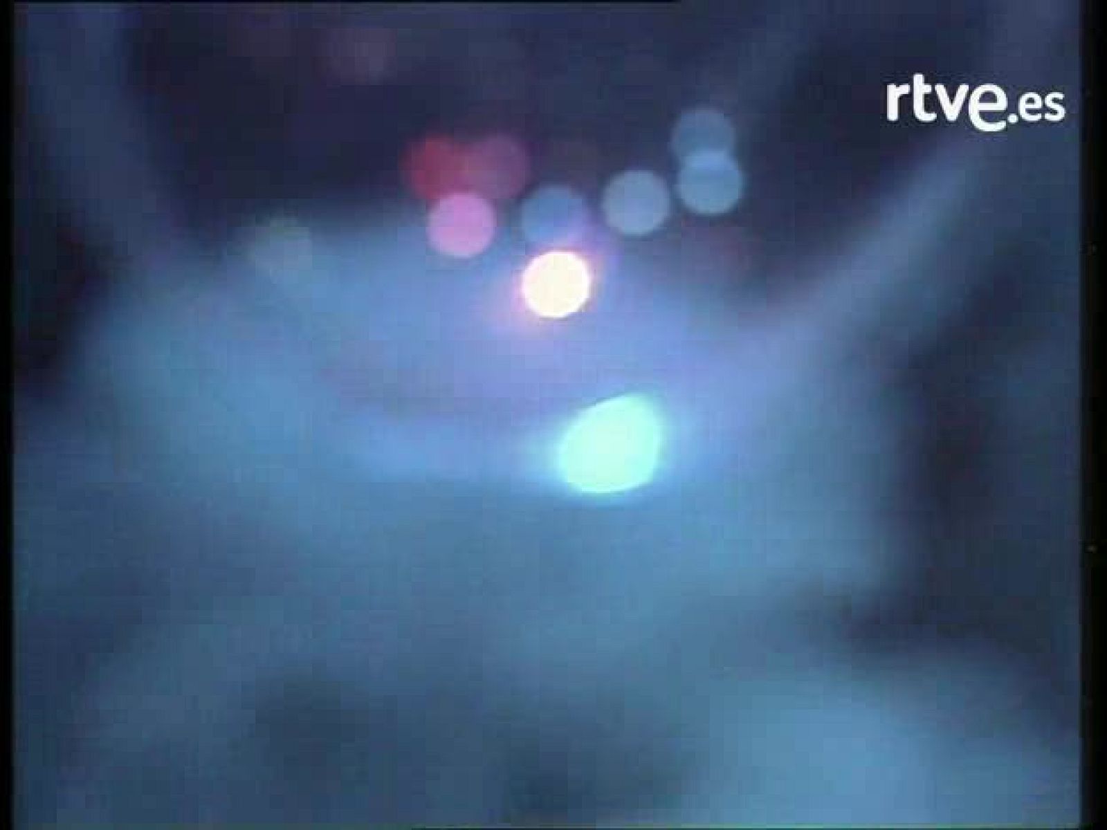 Bola de cristal - Acordes en espiral: Aviador Dro 'Himno aéreo' | Ver