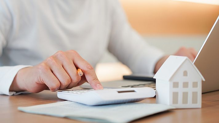 Telediario 1 - Los alquileres compartidos se encarecen un 30% en cinco años