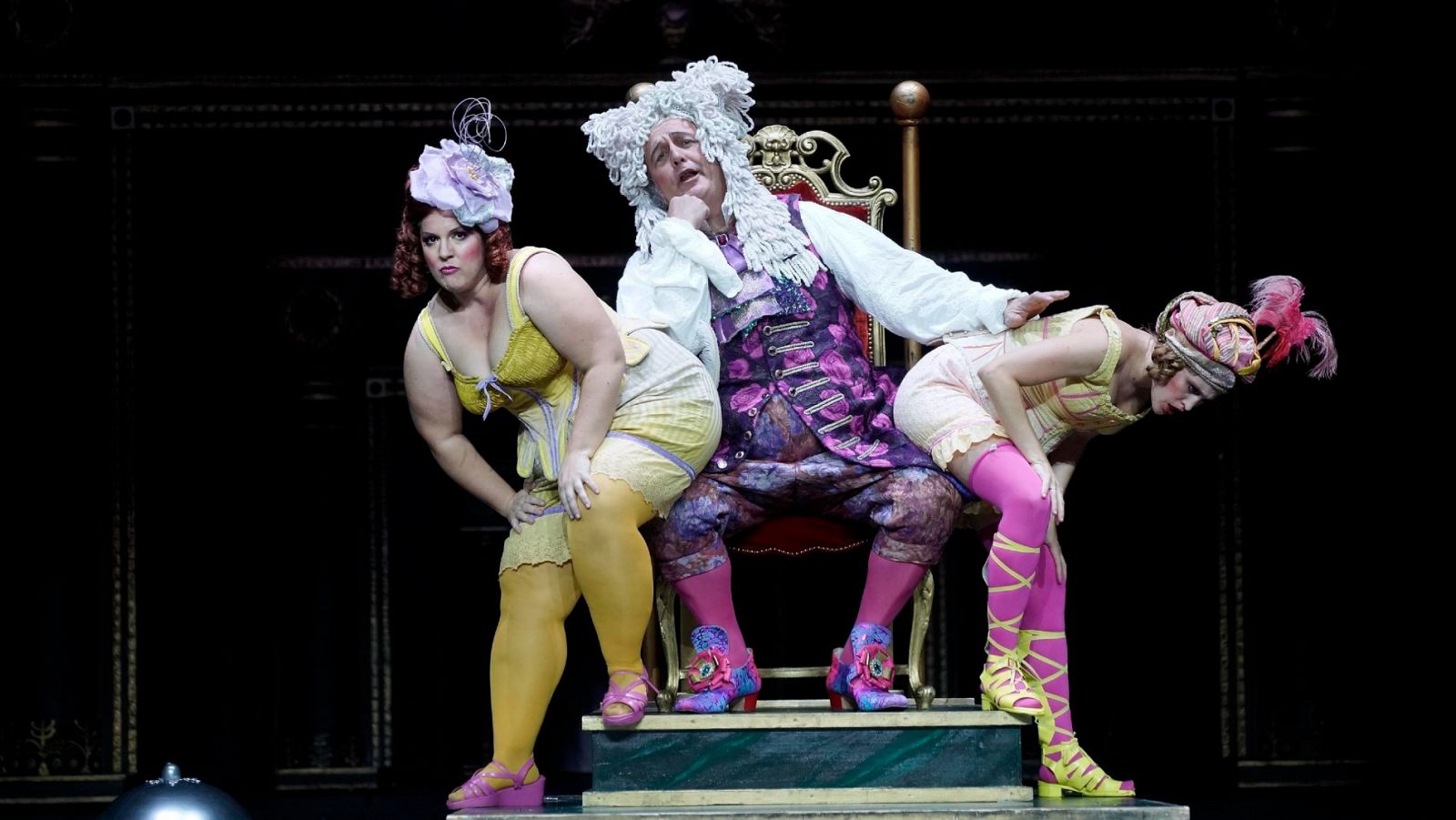 'La Cenerentola' llega al Teatro Real con un inusual cuento de hadas