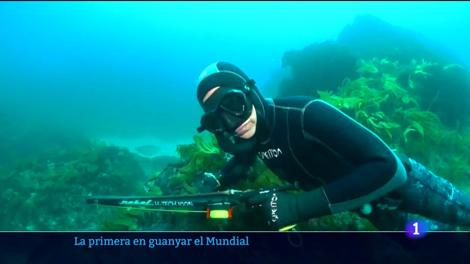 Informatiu Balear: La primera campiona del món de pesca submarina. | RTVE Play
