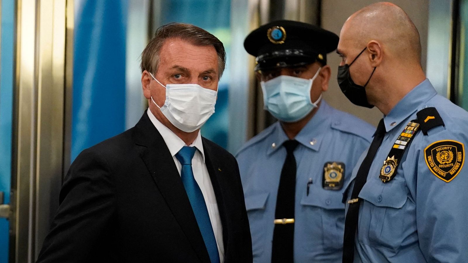 Un hijo de Bolsonaro, tercer positivo por COVID en la comitiva de Brasil que viajó a la ONU