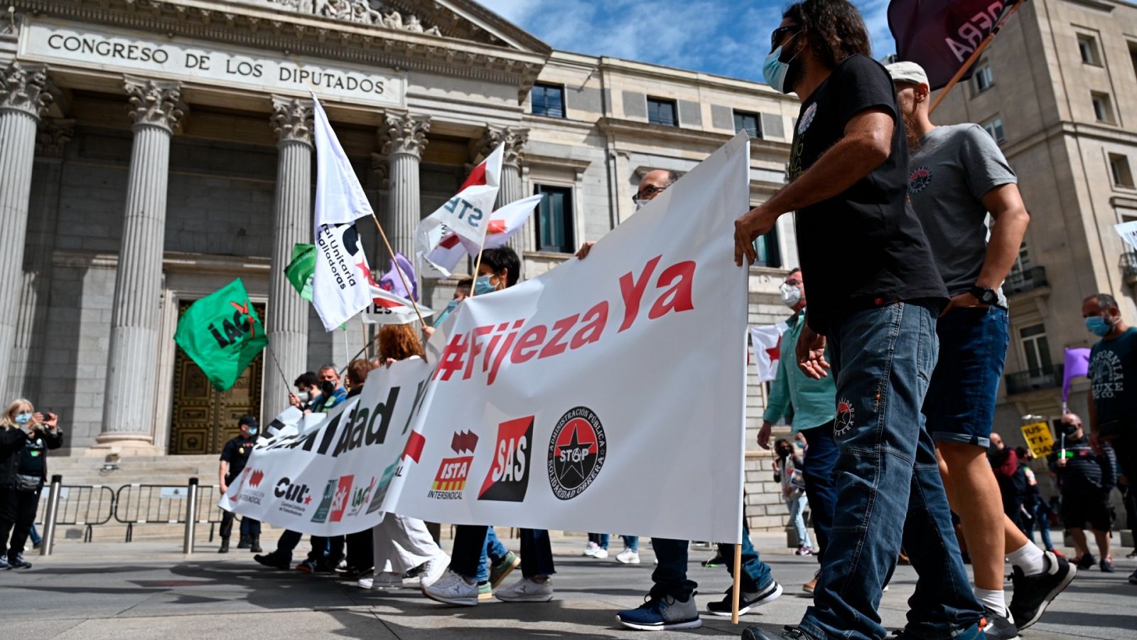 Interinos del sector público se manifiestan contra la temporalidad